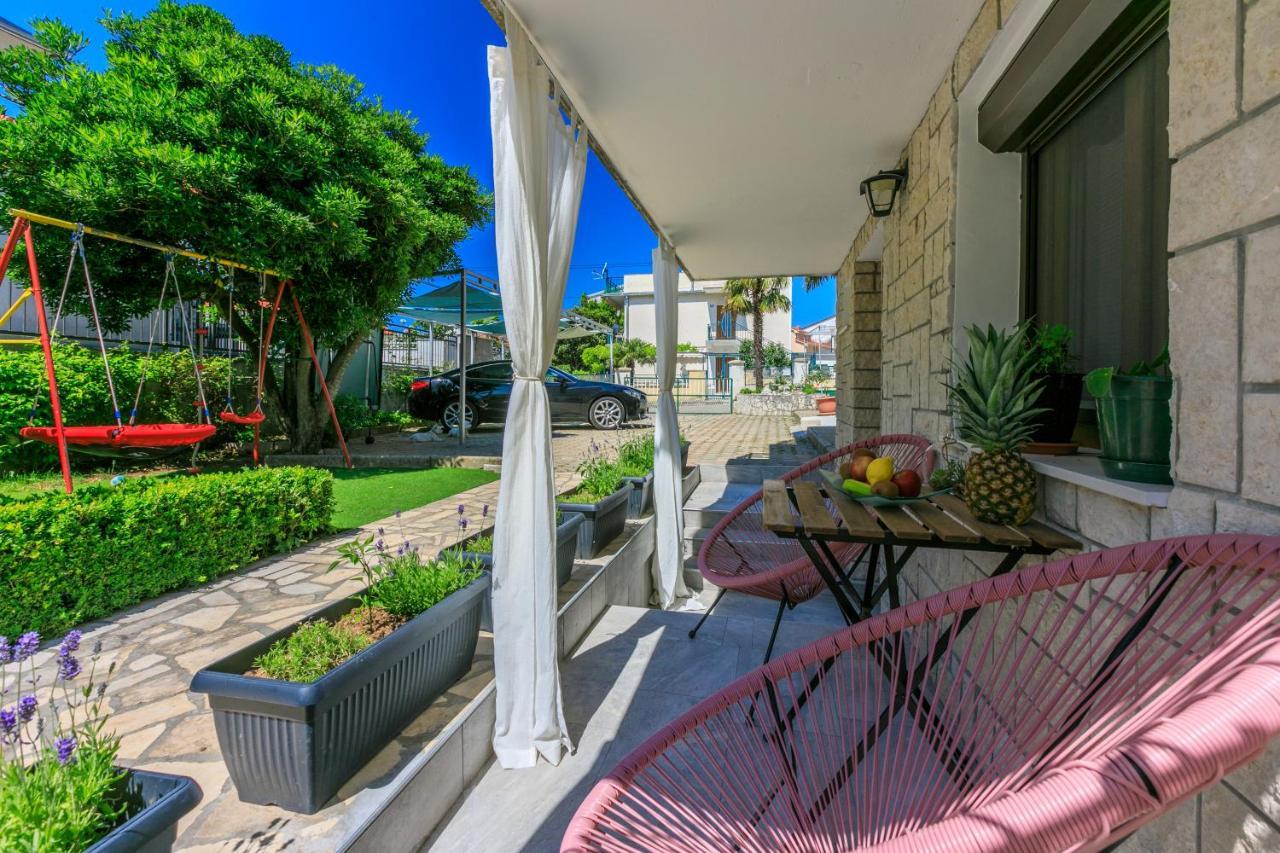 Apartments Kira Crikvenica Exterior photo